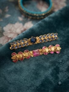 Top Clip :blue center stone surrounded